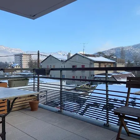 La Parenthese - Annecy- Grande Terrasse - - Garage אנסי